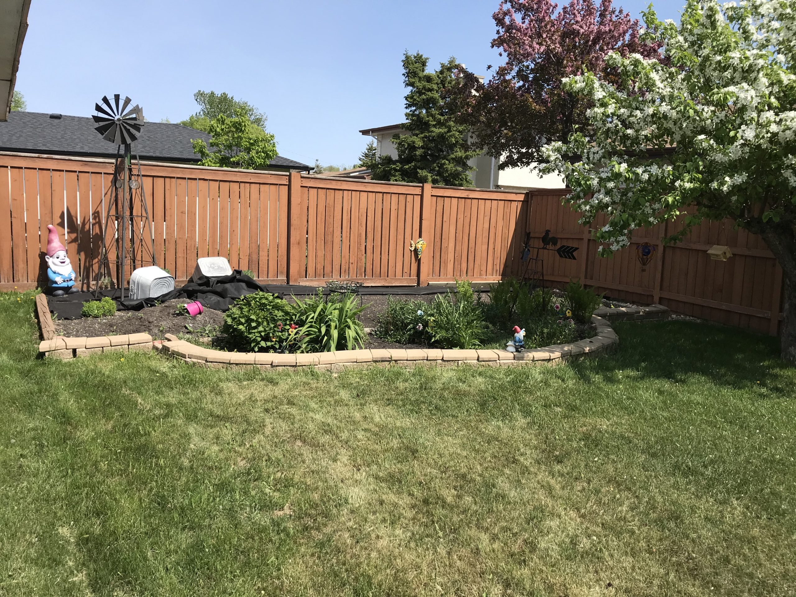 Corner bed before rock installation